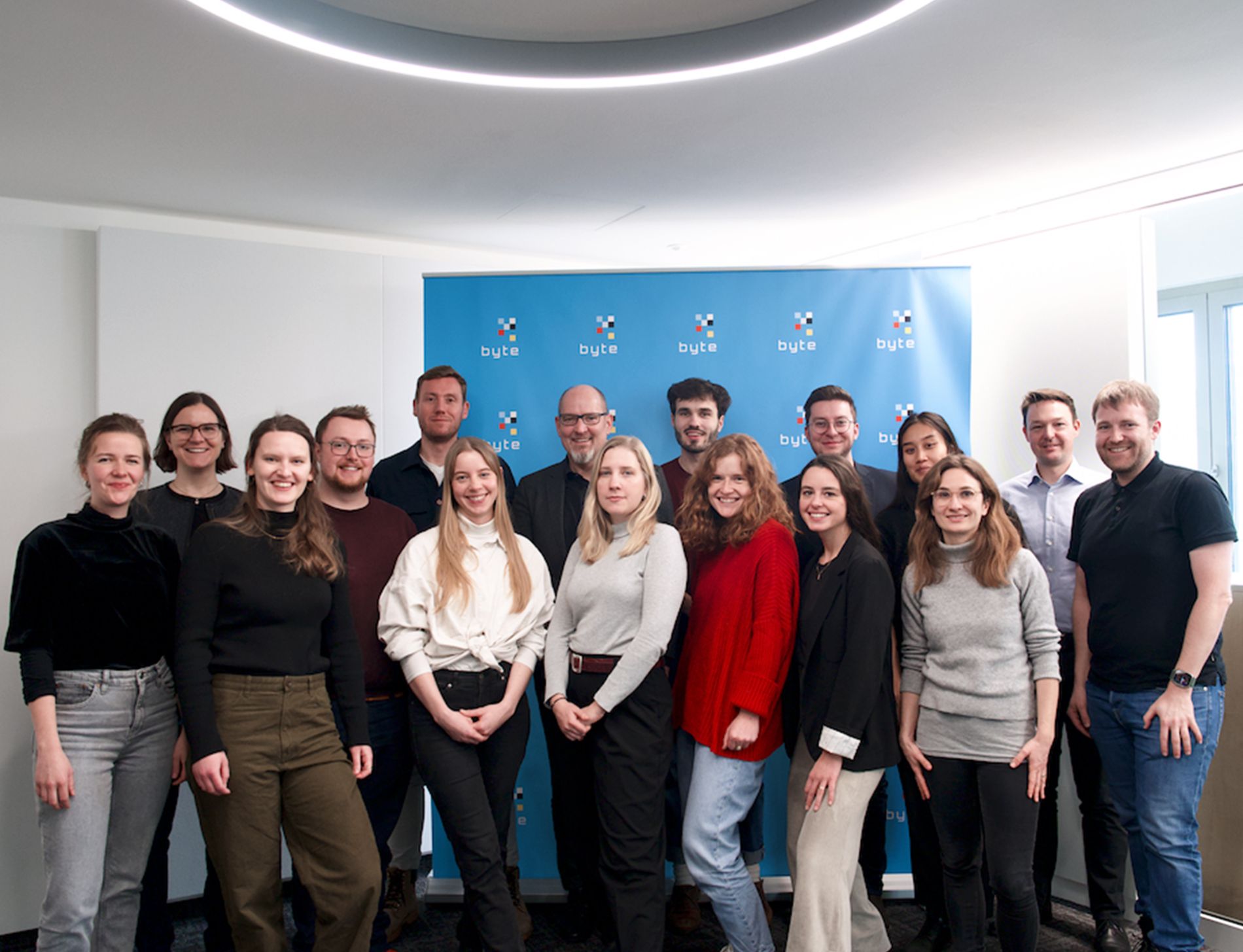 Gruppenbild der Mitarbyter:innen Gruppenbild der Mitarbyter:innen